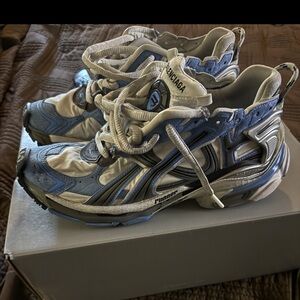 authentic Men Balenciaga’s size 42